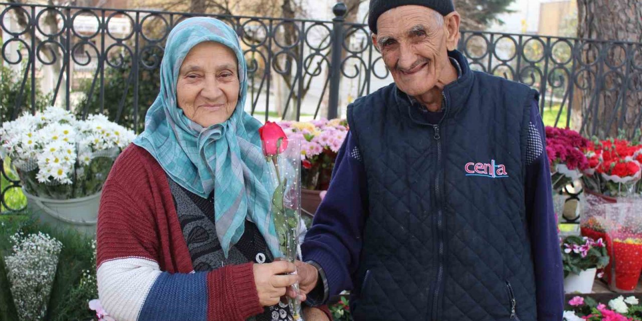 Bu yılın favorisi yine gül oldu