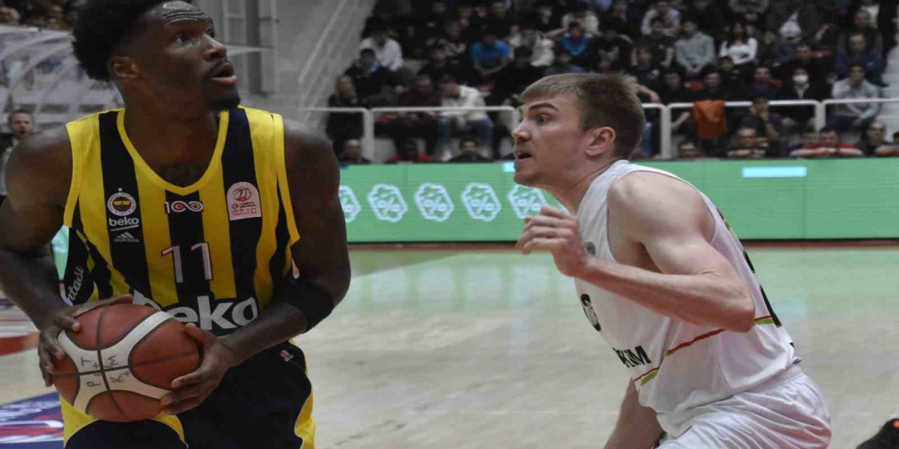 Fenerbahçe, ING Türkiye Kupası’nda yarı finalde