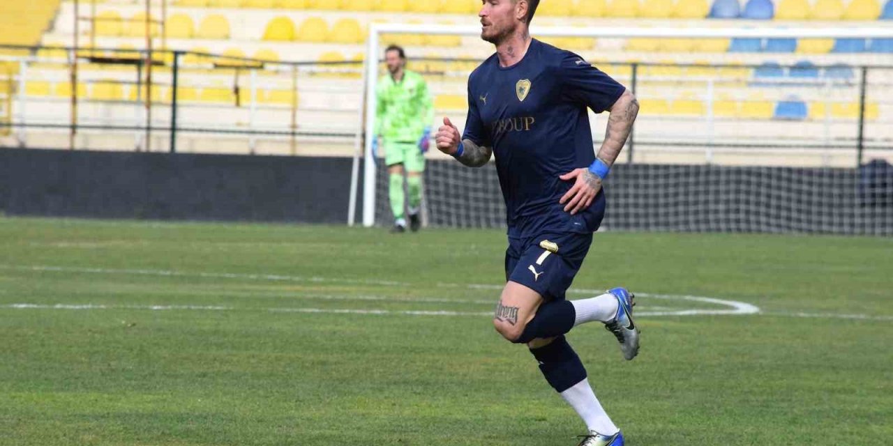 Bucaspor 1928’de Ömer Şişmanoğlu golle tanıştı