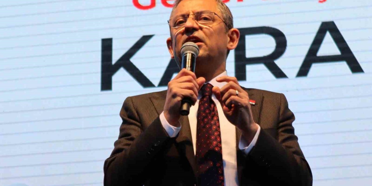 CHP Genel Başkanı Özel, halk buluşmasında İzmirlilere seslendi