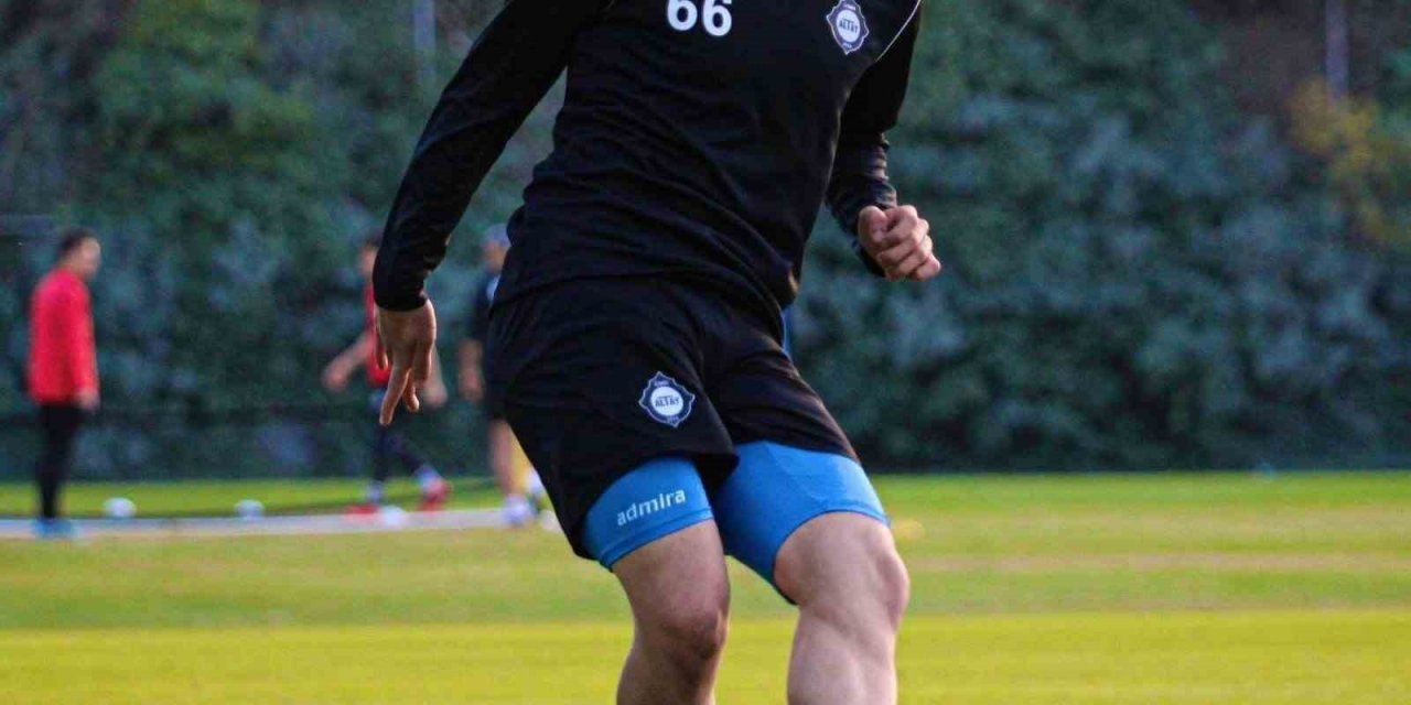 Şehit Fethi Sekin’in oğlu Galatasaray’a transfer oldu