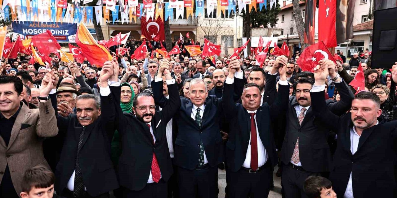 Başkan Zolan ve İl Başkanı Yılmaz seçim koordinasyon merkezini birlikte açtı