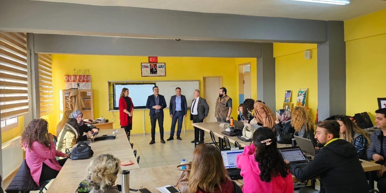Seydikemer’de AB Projeleri Hazırlama Teknikleri Eğitimi verildi