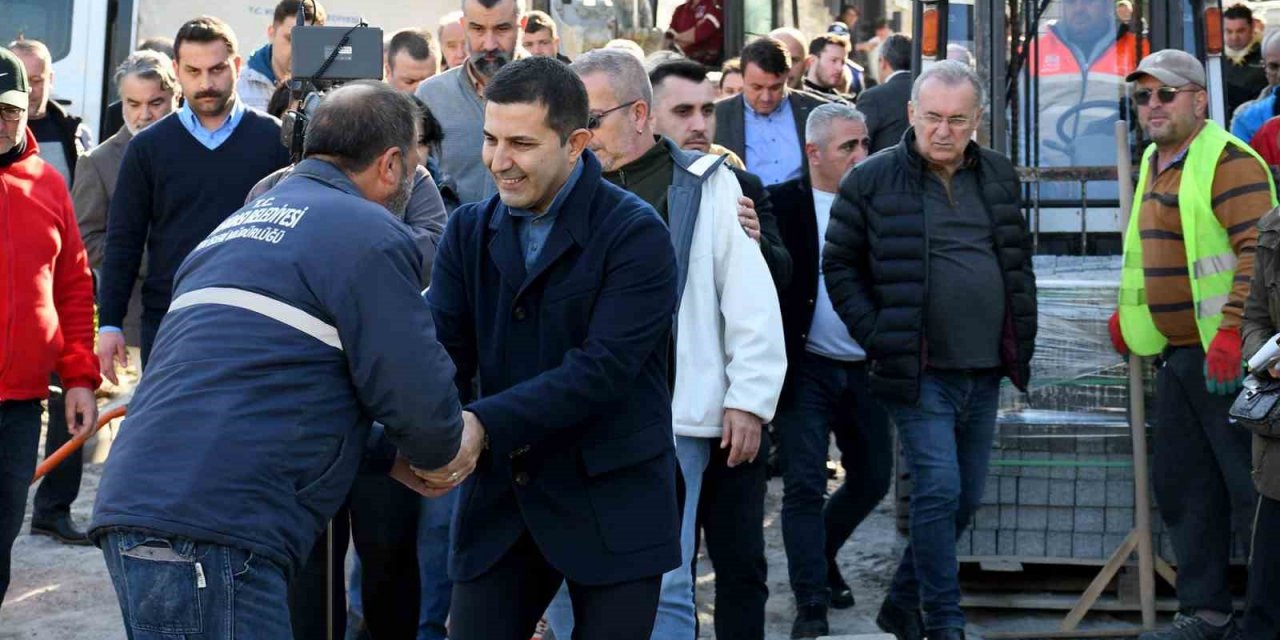 Kuşadası Belediye Başkanı Günel vatandaşlarla bir araya geldi