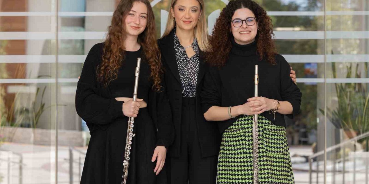 Genç müzisyenler 22. Uluslararası Flutissimo Flüt Festivali’nde ödül aldı