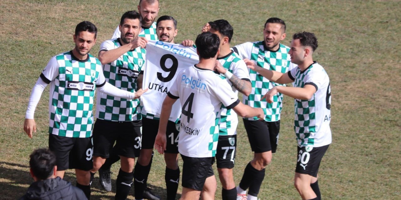 Muğlaspor Yeşil Çivril Belediyespor’u 2-0 mağlup etti