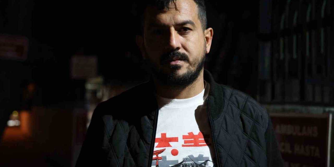 Taksiciden “Aracımı kapattım” cevabını alan yolcu, şoförün sırtına makas sapladı
