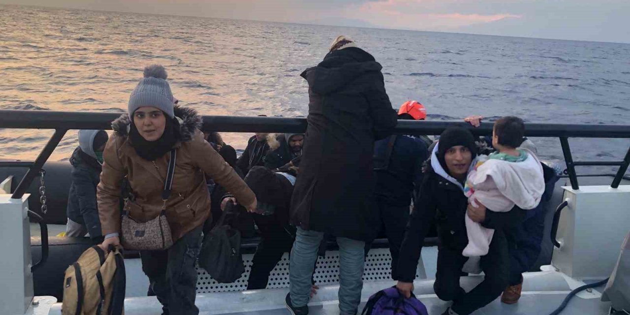 Bodrum’da 4’ü çocuk 32 düzensiz göçmen kurtarıldı