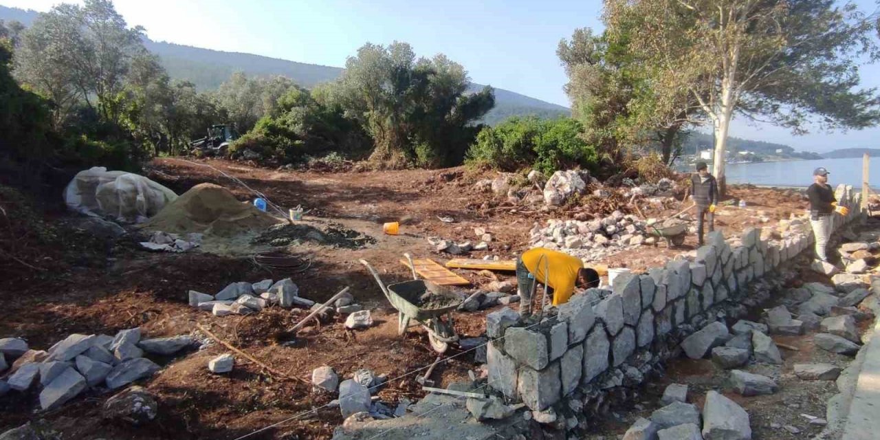 Bodrum’da kesin korunacak hassas alanı kaçak yapılarla doldurdular