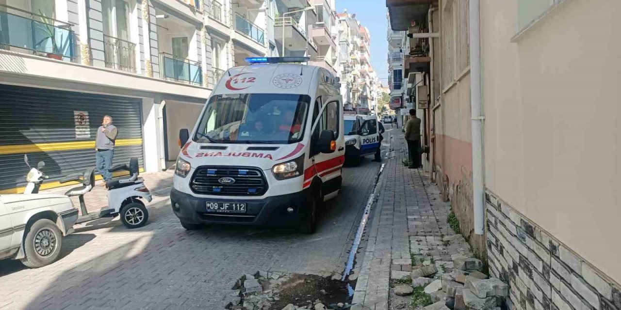 Yaşlı adam evde ölü bulundu