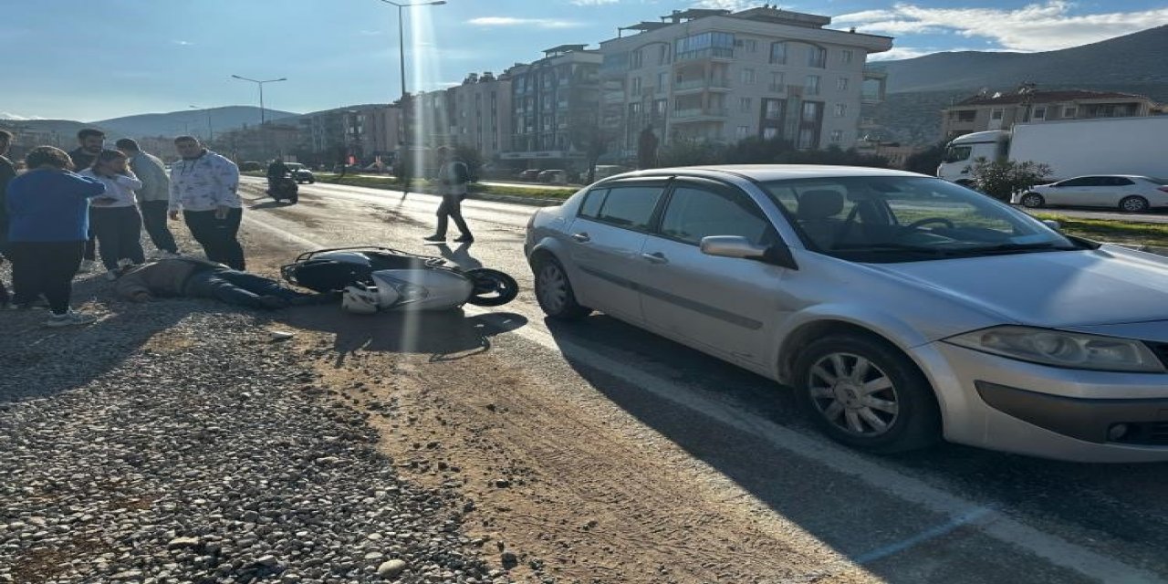 Milas’ta otomobil ile motosiklet çarpıştı: 1 yaralı