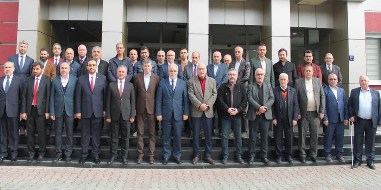 Aydınlı iş adamları müftülüğün programında bir araya geldi