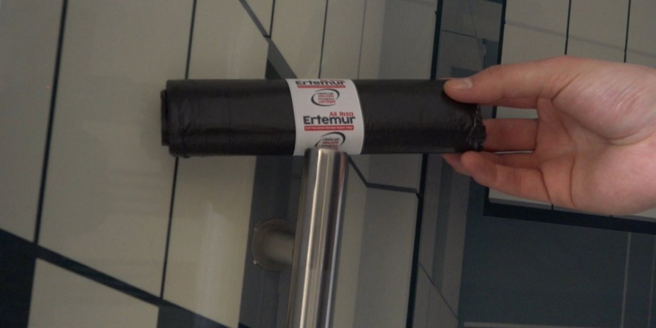 Çöp poşeti dağıtımı Aktepe’de devam etti