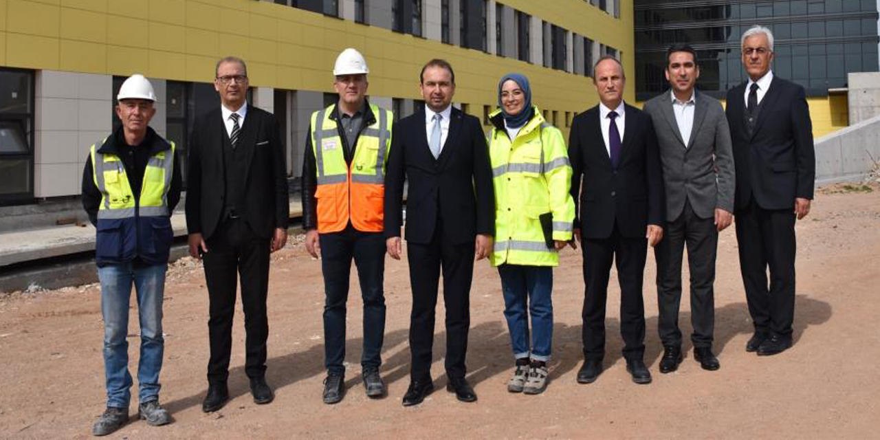 Aydın Şehir Hastanesi’nde inşaat çalışmaları sürüyor