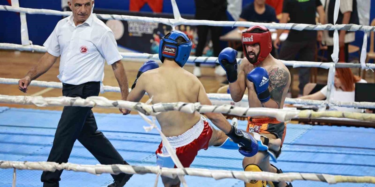 Sarayköy’de kick boks heyecanı yaşanacak