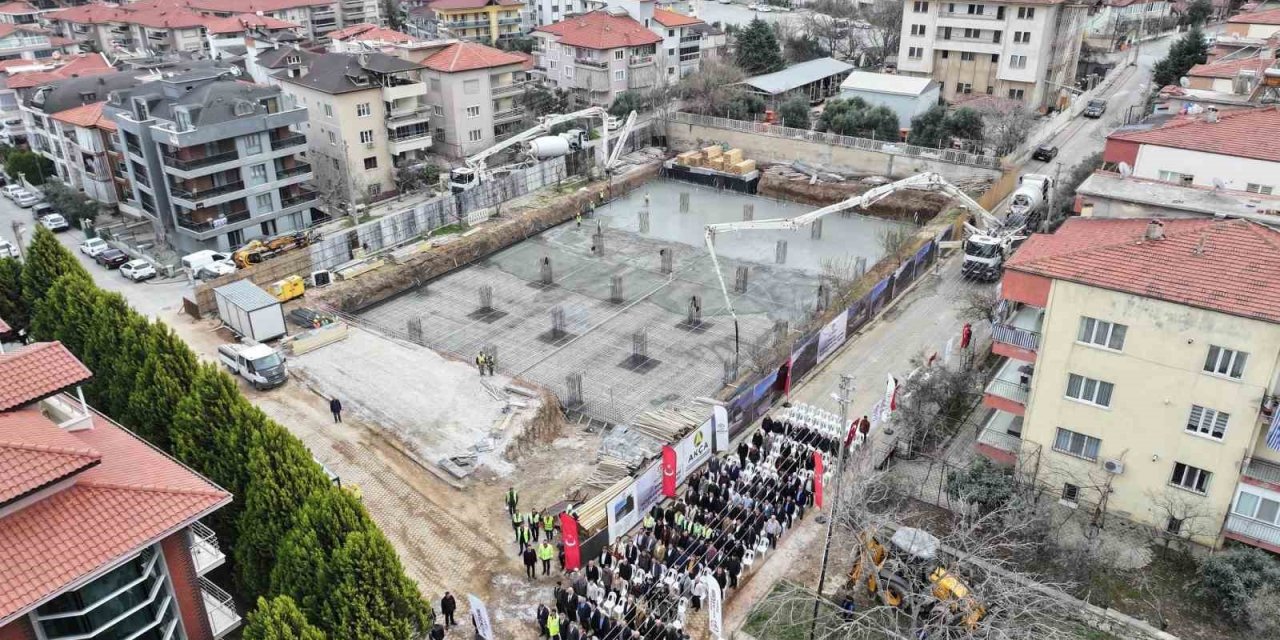 Denizli Büyükşehirden Bağbaşı’na sosyal tesis