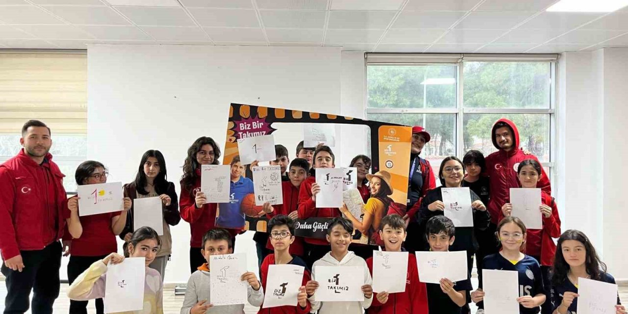 Muğla’da ’Biz Bir Takımız Projesi ile çocukların gelişimlerine katkı sağlanıyor