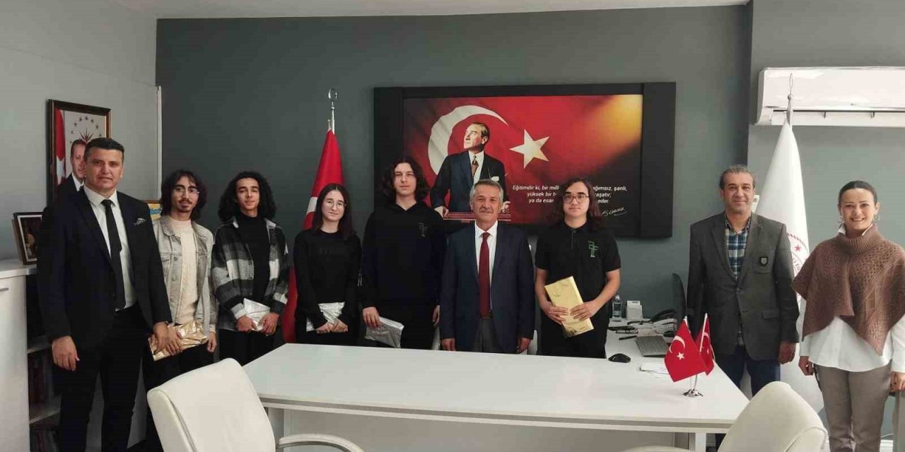 Belediye Fen Lisesi öğrencileri, Fransa yolcusu