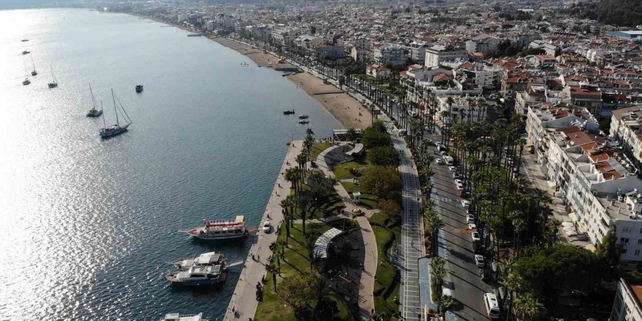 Marmaris yeni sezona hazırlanmaya başladı