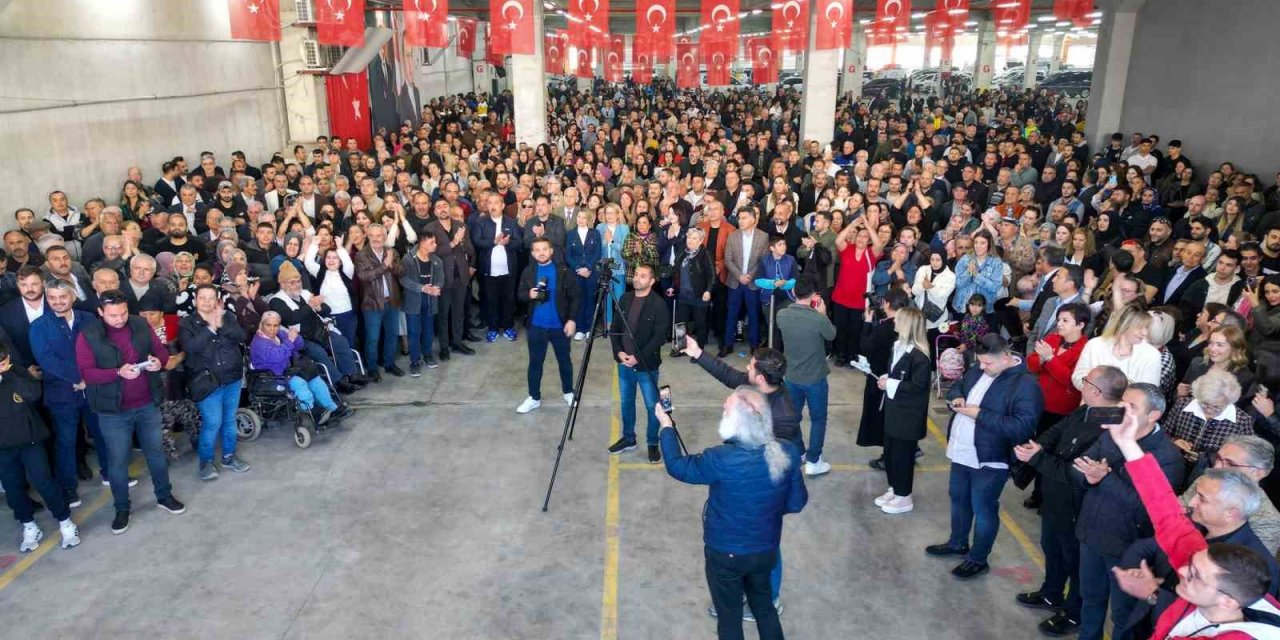 Menemen’de miting gibi açılış