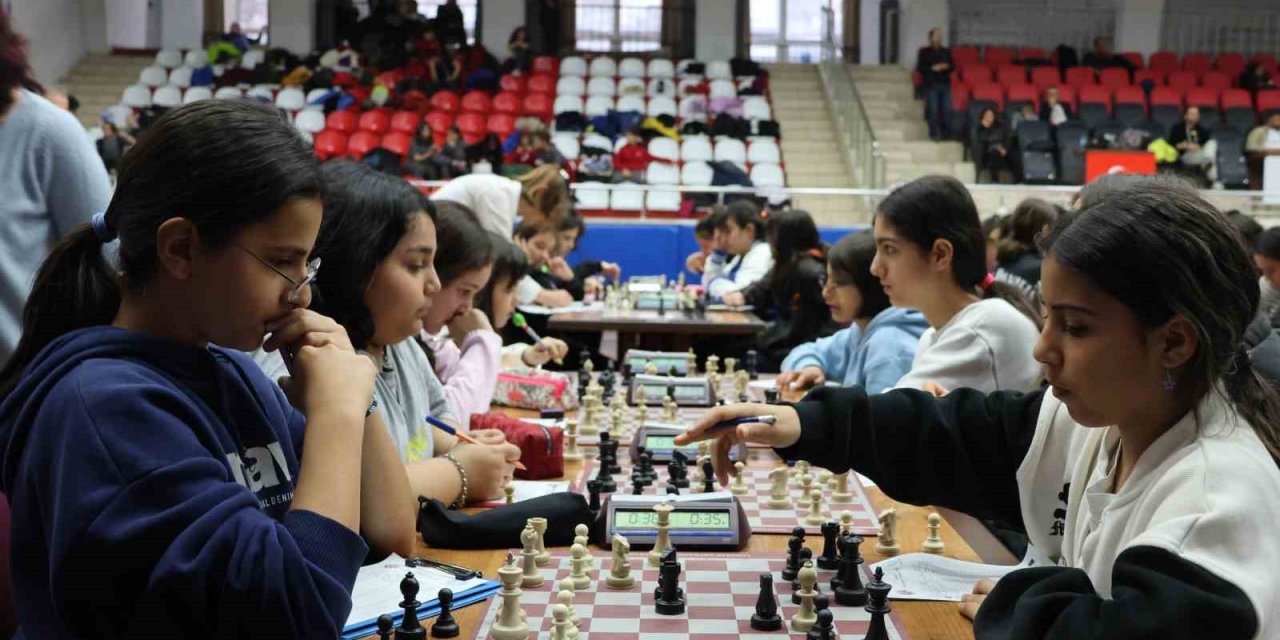 Aydın’da ’şahlar’ şampiyonluk için çekildi