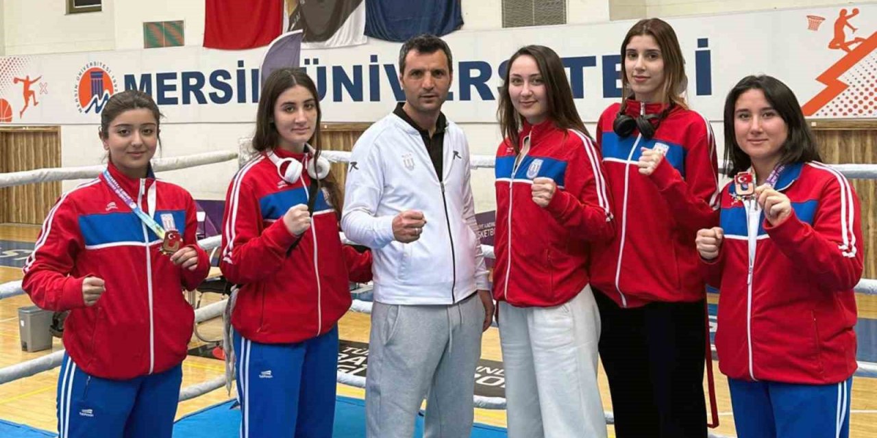 MSKÜ Muay Thai takımından 18 madalya