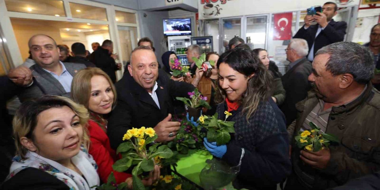 Özel’den 8 Mart’a özel kutlama