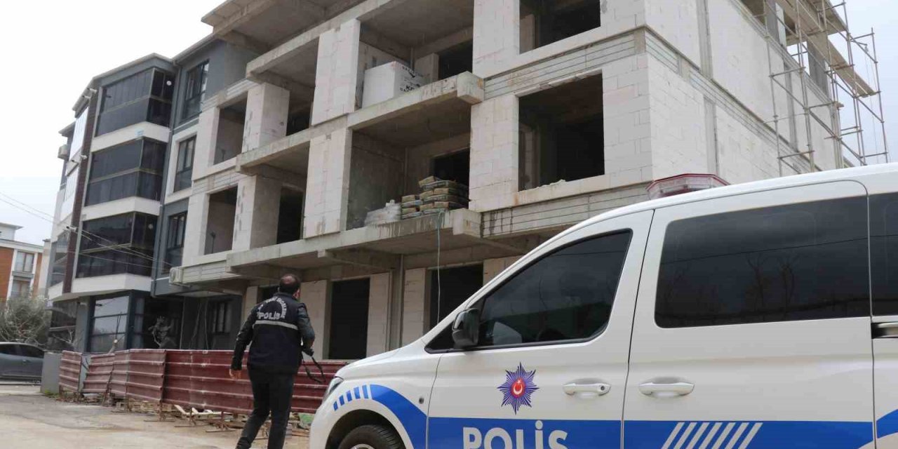 Denizli’de inşaattan düşen işçi ağır yaralandı
