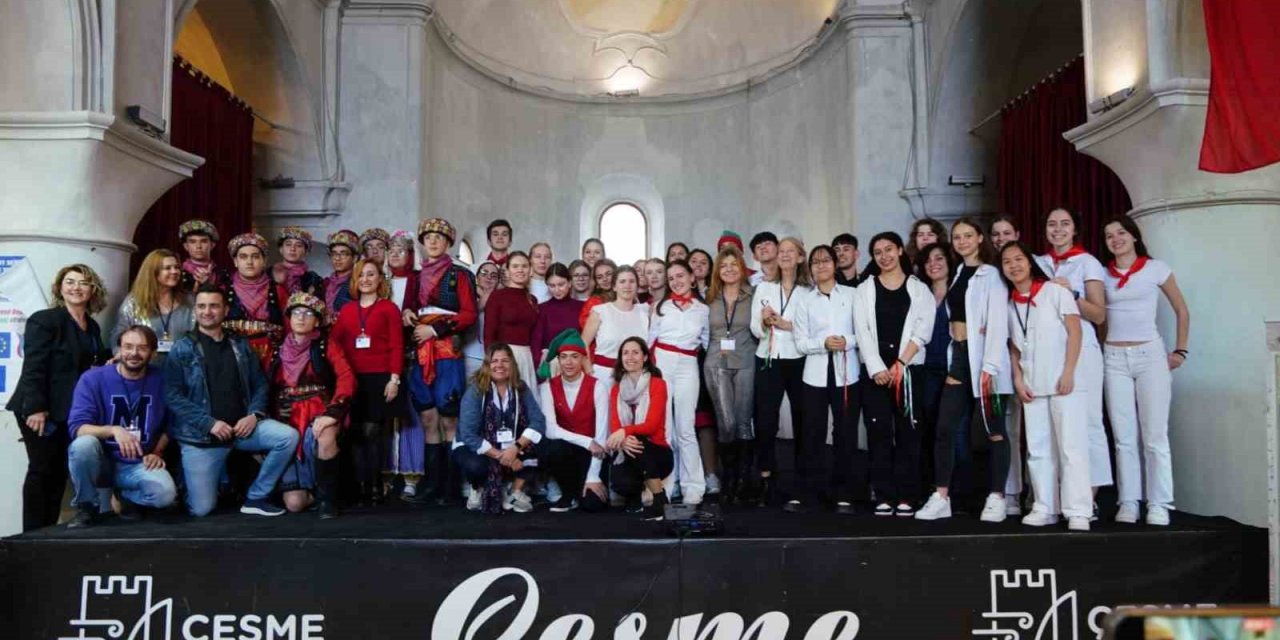 5 ülkeden öğrenci ve öğretmenler Çeşme’de ağırlandı