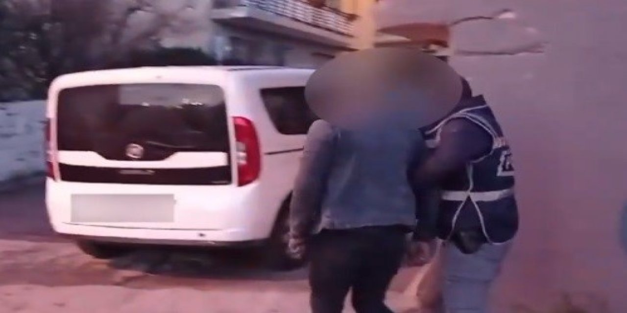 Aranan şüphelilere yönelik İzmir’de 138 adrese baskın, 266 gözaltı