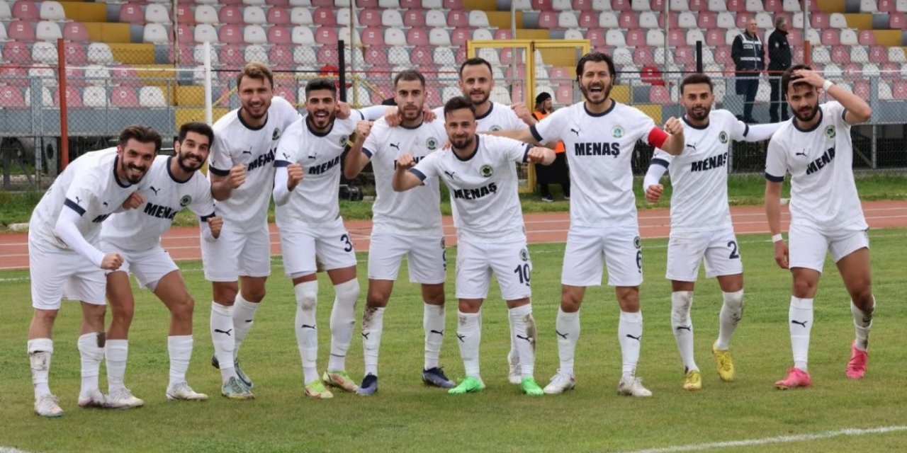 Yılmaz Vural yönetimindeki Menemen FK, play-off hattında