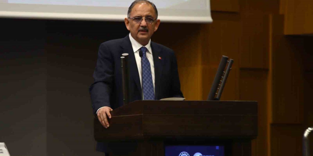 Bakan Özhaseki’den İzmir’e ’Dünya Bankası’ müjdesi