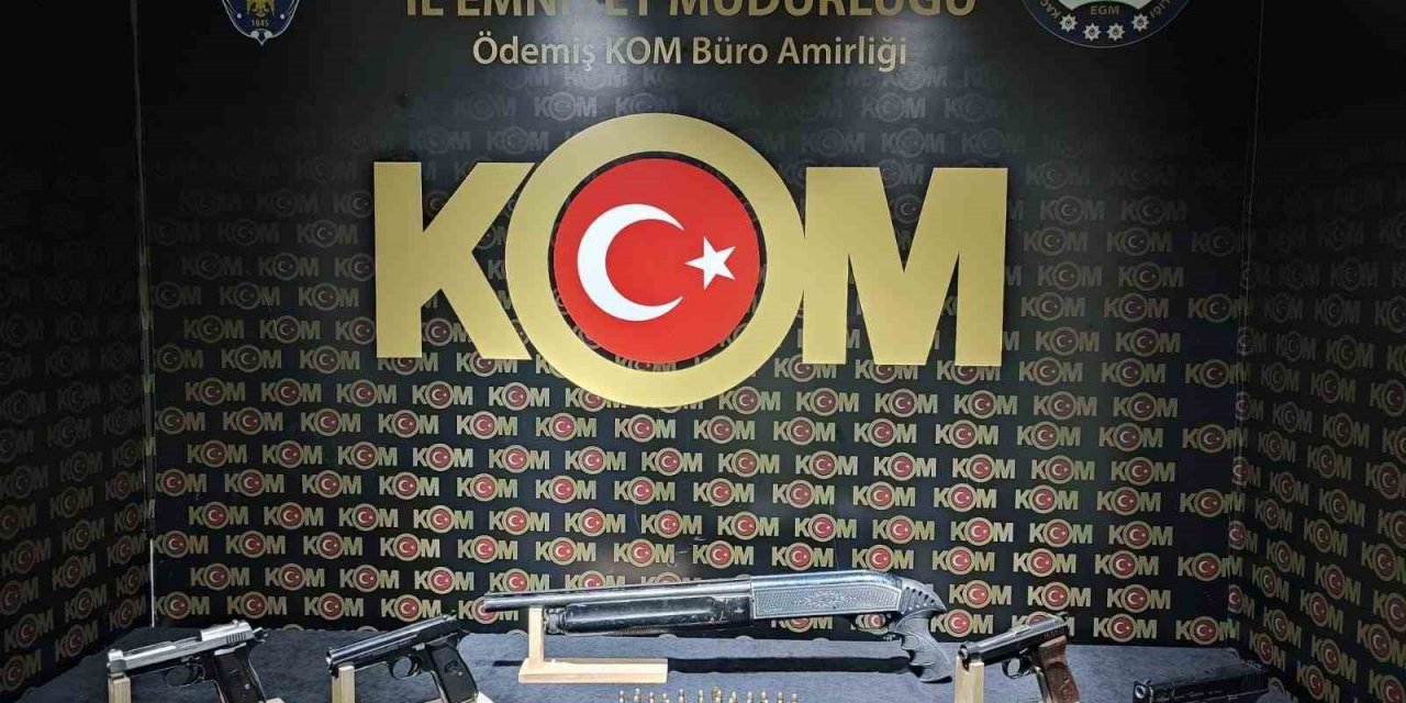 İzmir’de silah kaçakçılarına polisten operasyon: 3 gözaltı