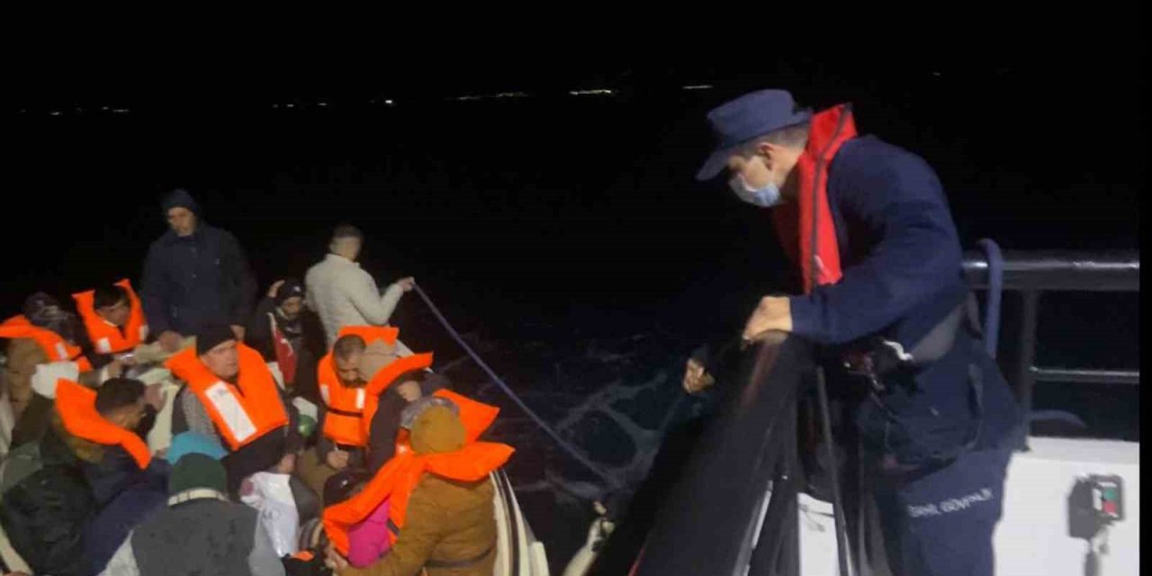 Marmaris’te 17 düzensiz göçmen yakalandı, 19’u kurtarıldı
