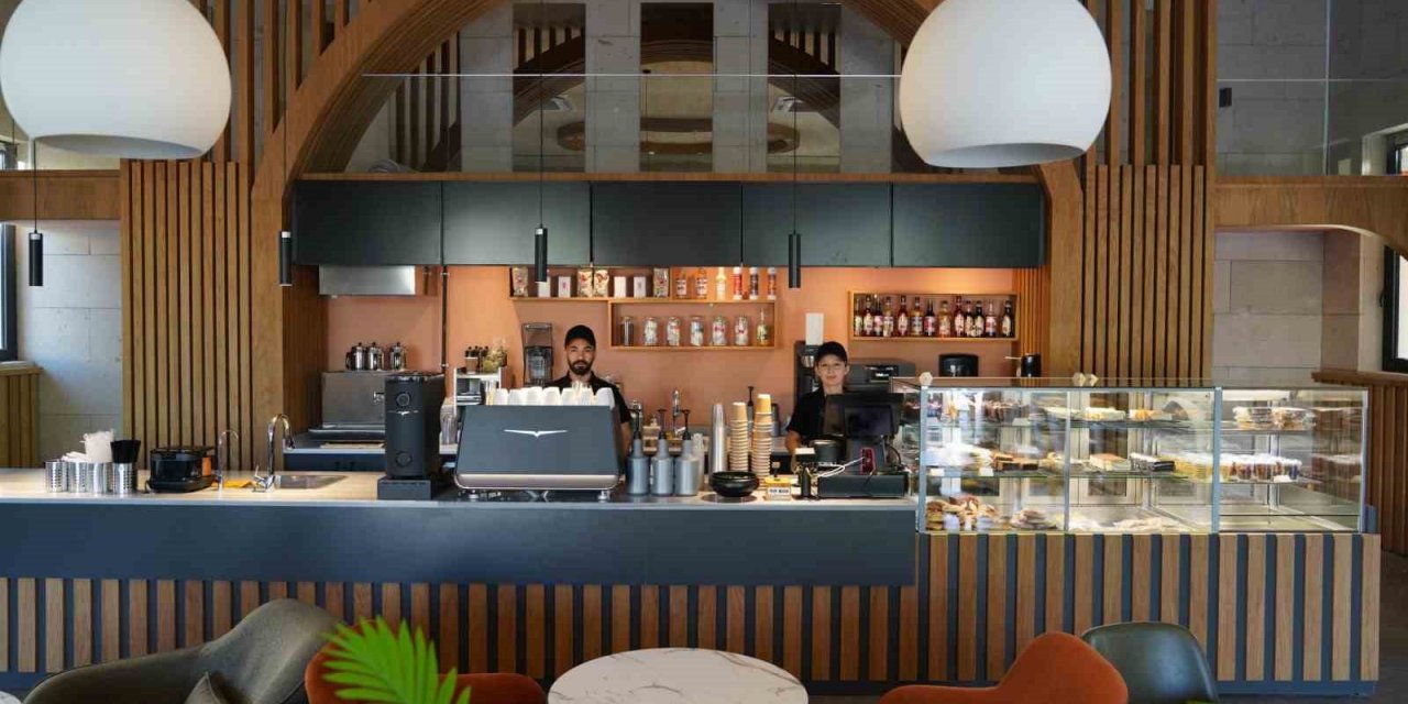 Gençlere maliyetine hizmet verecek kafe müjdesi