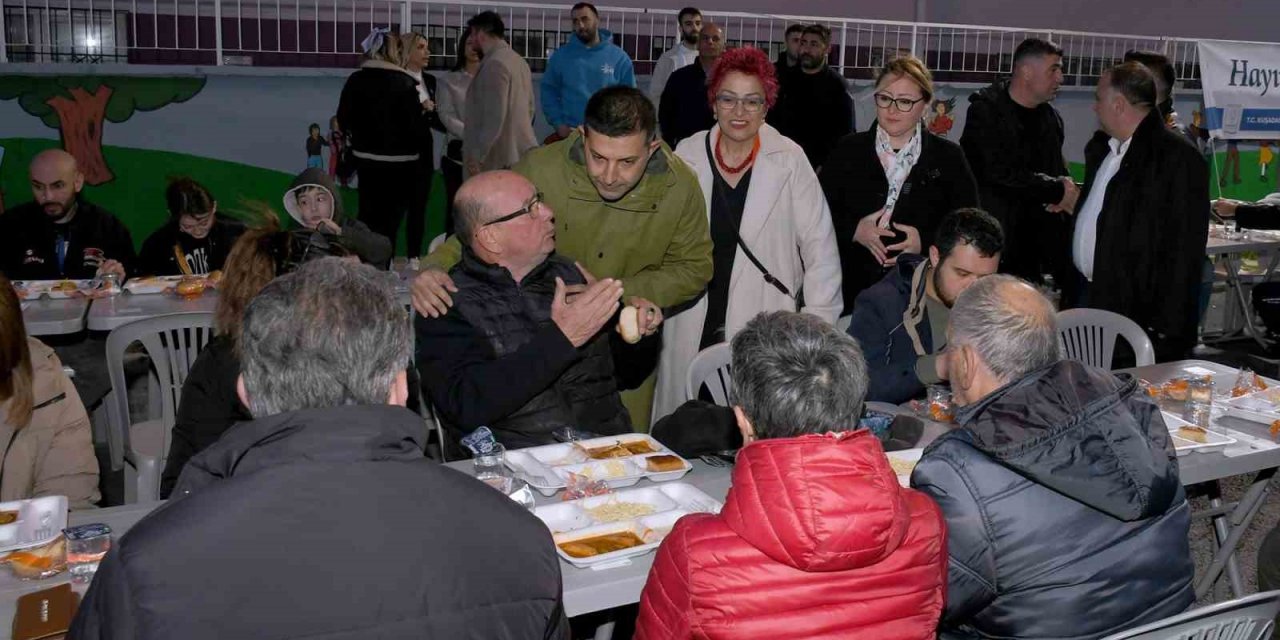 Başkan Günel, vatandaşlarla iftar sofrasında buluştu