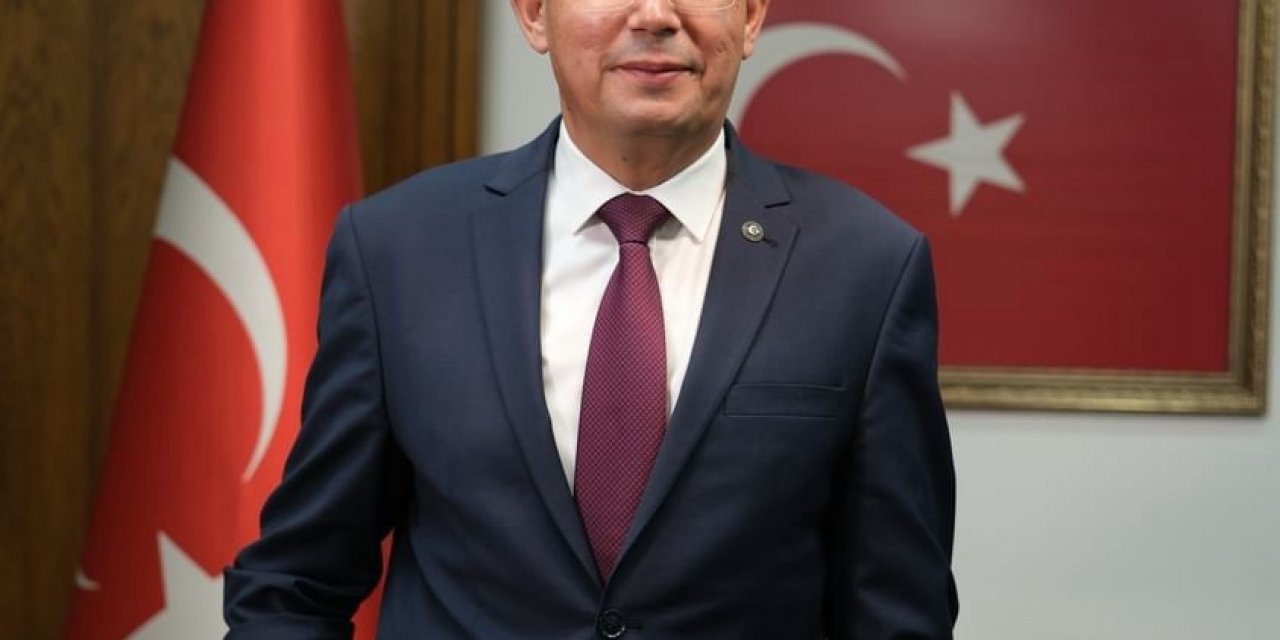 Başkan Özcan: "Her bir sağlık neferi vazgeçilemeyecek kadar değerlidir"