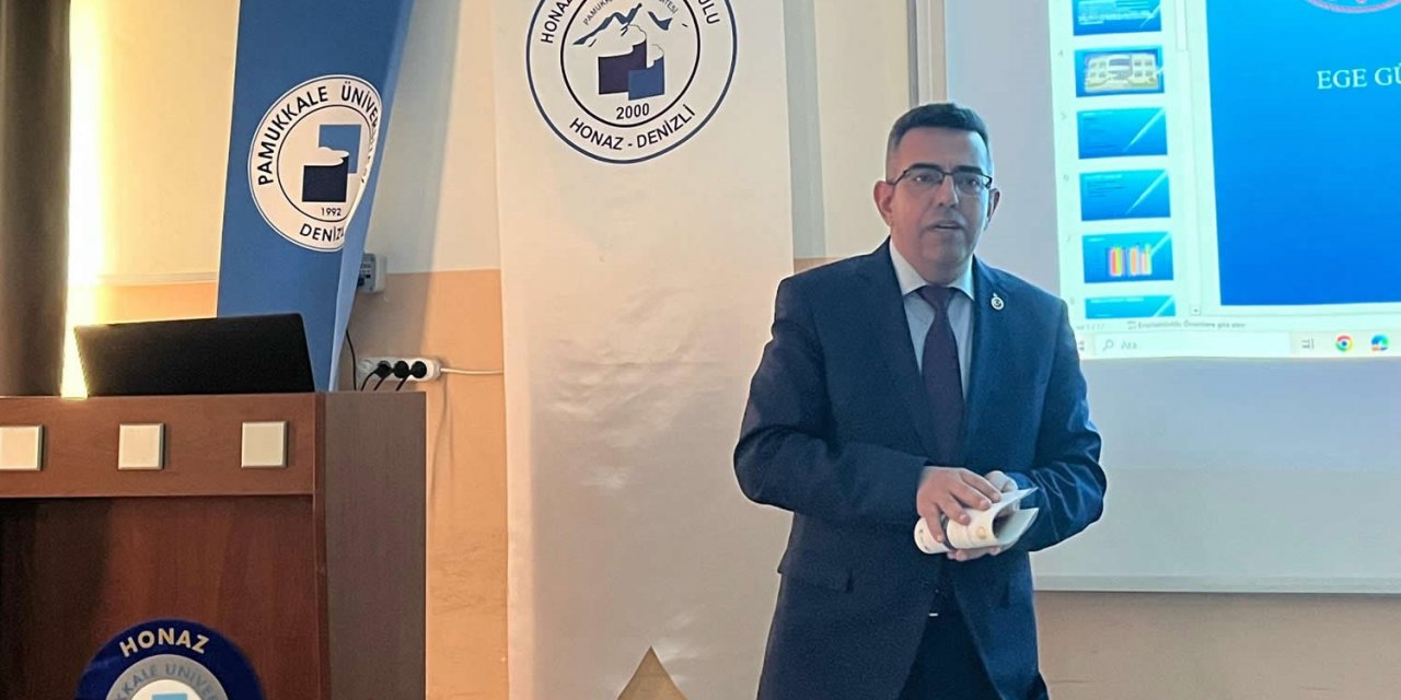 Üniversitelilere gümrük mevzuatındaki güncel gelişmeler anlatıldı