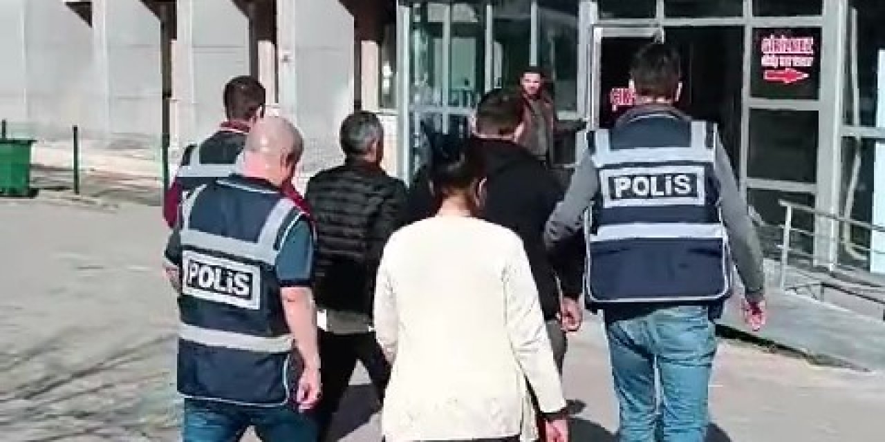Denizli’de kesinleşmiş hapis cezasıyla aranan 3 kişi yakalandı
