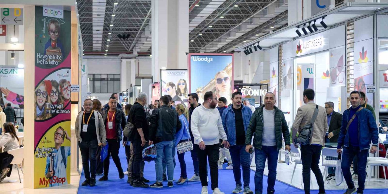 Optic World İzmir, ilk yılında 4 bin 833 sektör profesyonelini ağırladı
