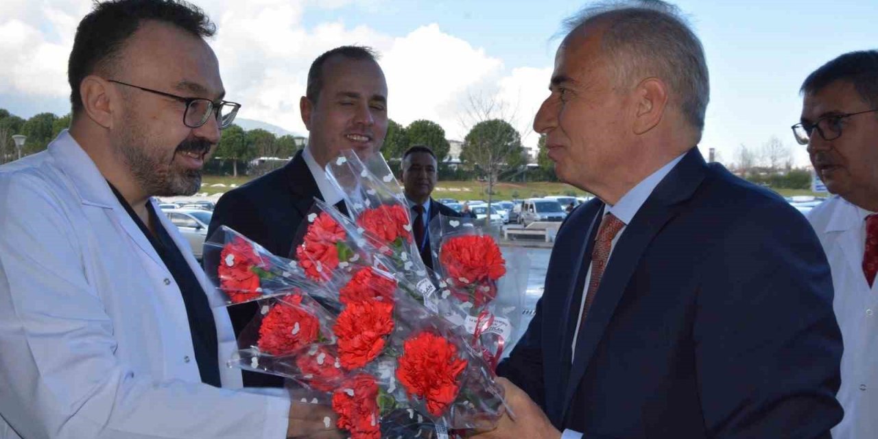 Başkan Zolan sağlık çalışanlarının 14 Mart Tıp Bayramını Kutladı
