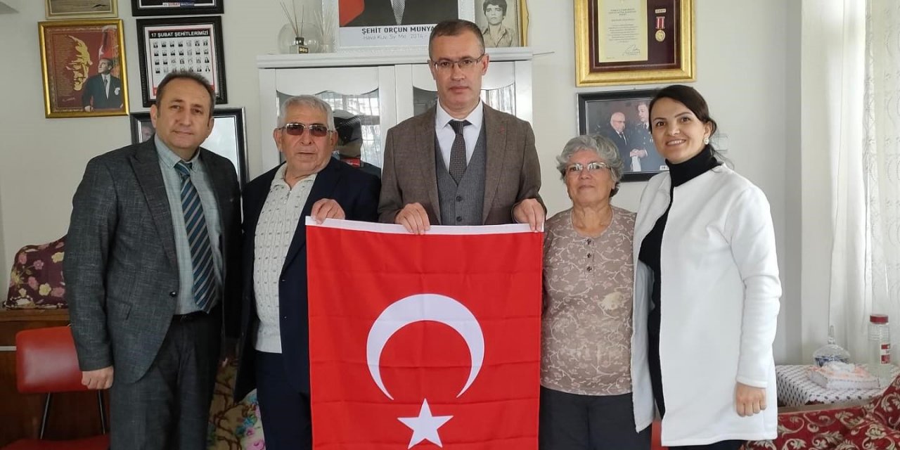 Kaymakam Ertaş, şehit ailelerini yalnız bırakmıyor
