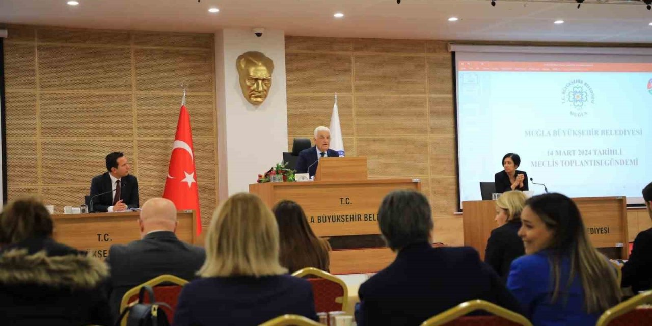 Büyükşehir Meclisi son toplantısını yaptı