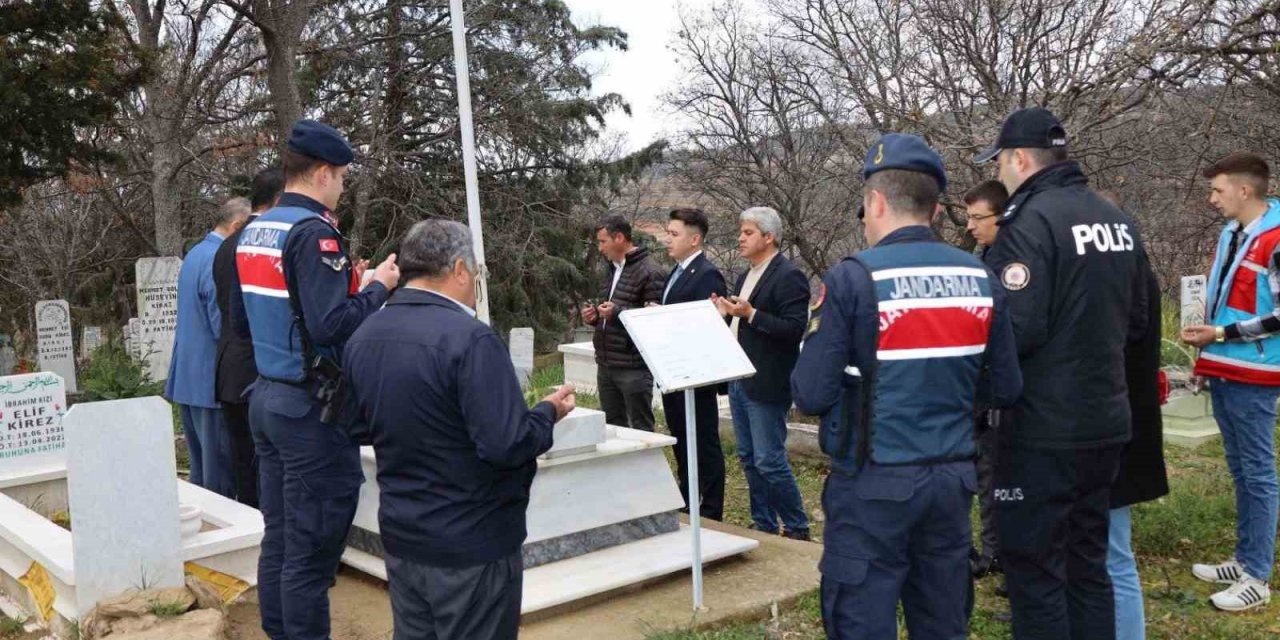 Şehit Kirez şehadetinin 20. yılında mezarı başında anıldı