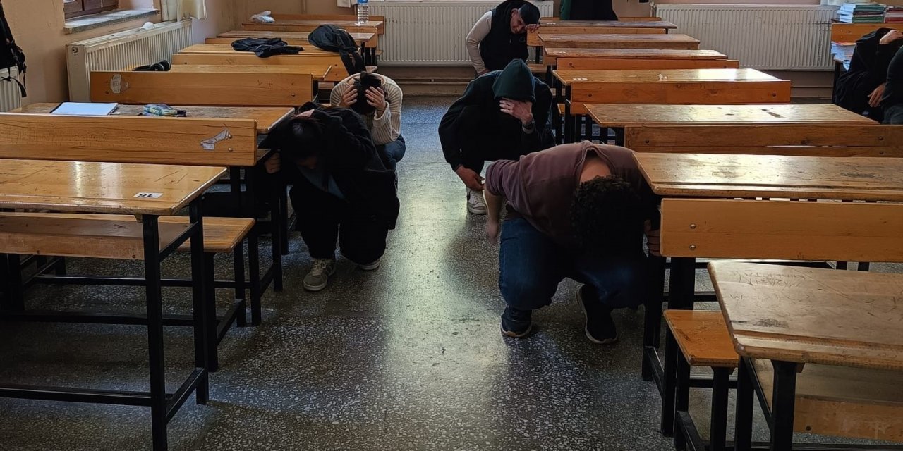 Aydın Mesleki ve Teknik Anadolu Lisesi’nde deprem tatbikatı gerçekleştirildi