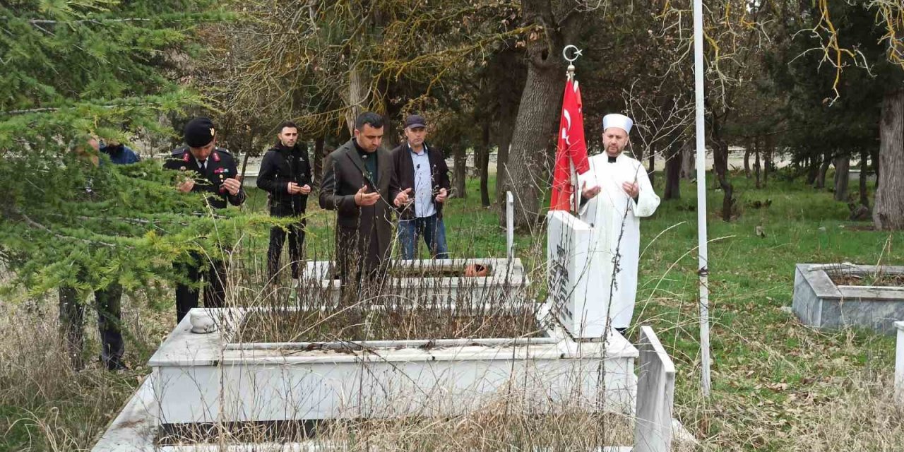 Çivrilli şehit annesi son yolculuğuna uğurlandı