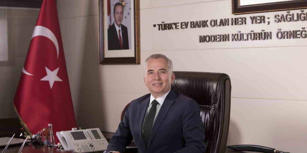 Başkan Zolan: “Bize düşen görev şehitlerimizden miras kalan vatanımıza sahip çıkmaktır”