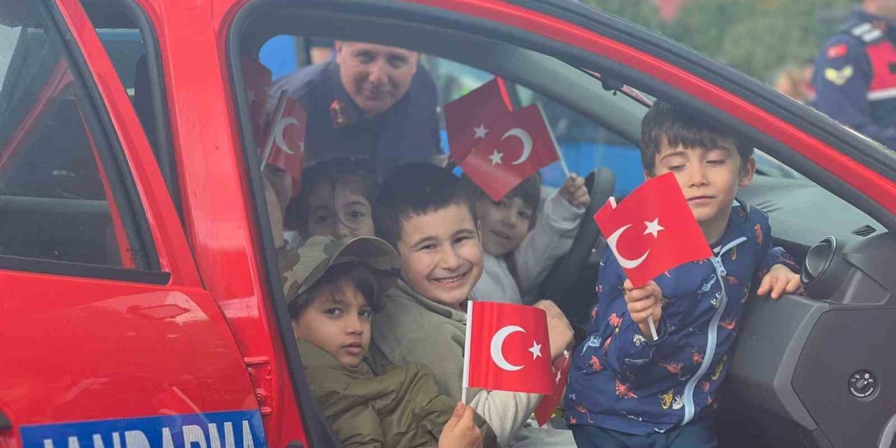 Anaokul öğrencilerine ’Vatan Sevgisi’ni anlattılar