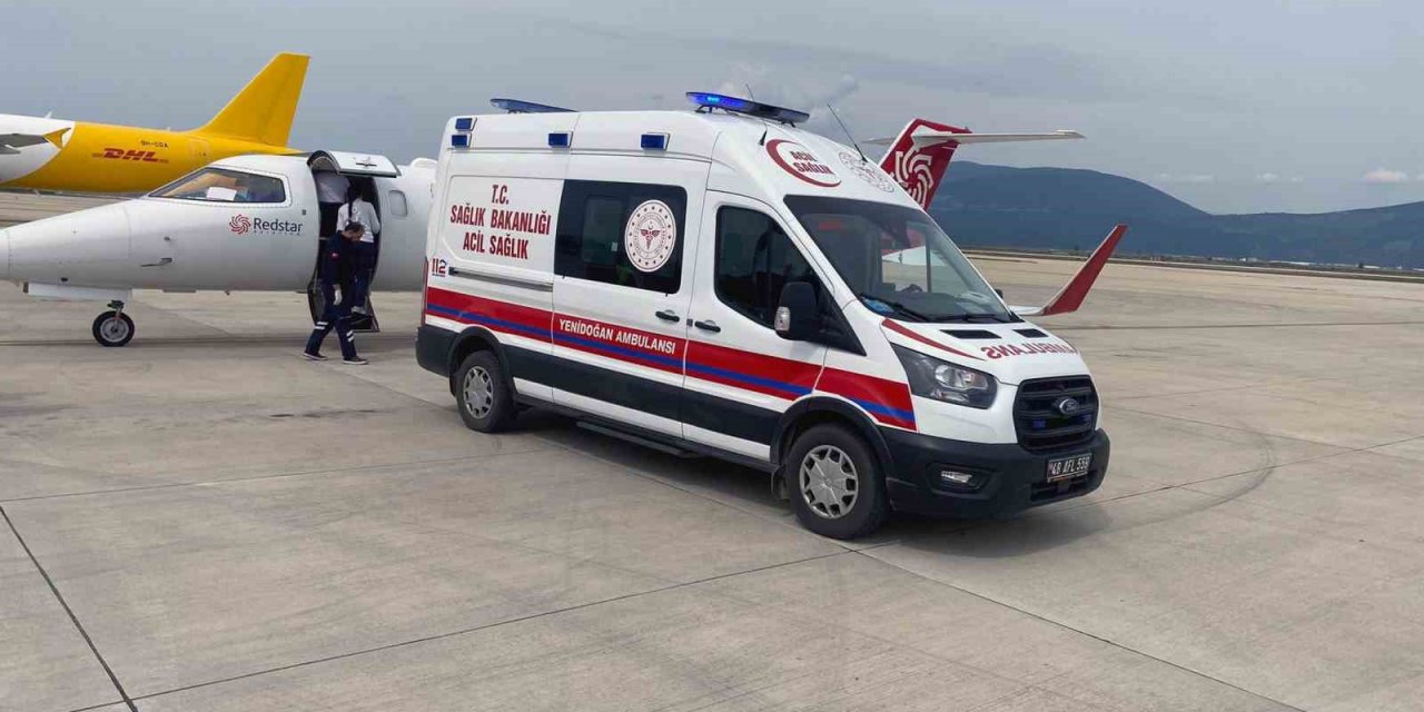 2 günlük bebek Hava Ambulans Uçak ile İstanbul’a sevk edildi