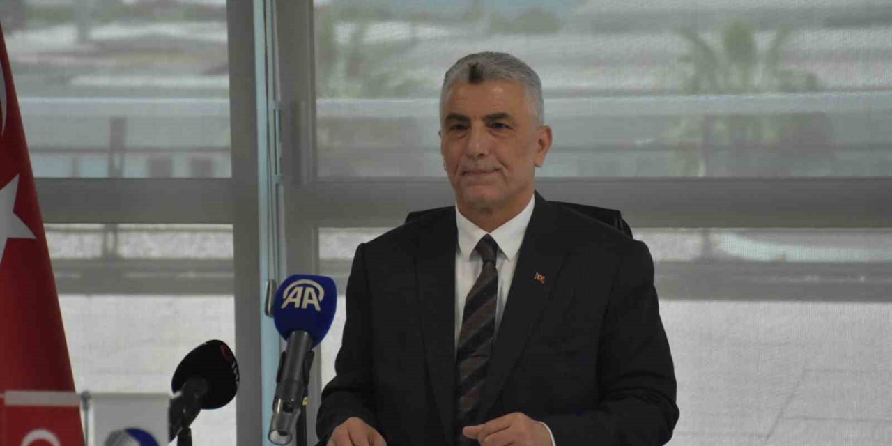 Ticaret Bakanı Ömer Bolat: “Bu sene hedefimiz ülkemize 377 milyar dolar döviz kazandırmak”